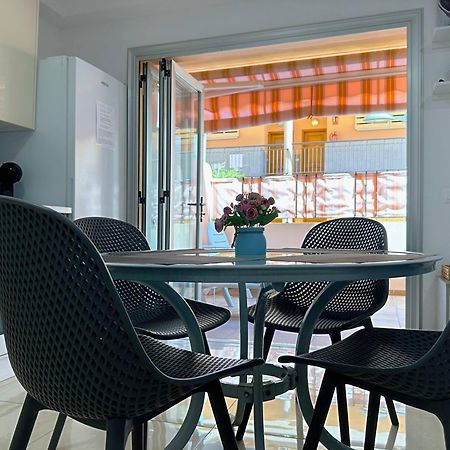Los Cristianos Piscina Y Terraza Zewnętrze zdjęcie